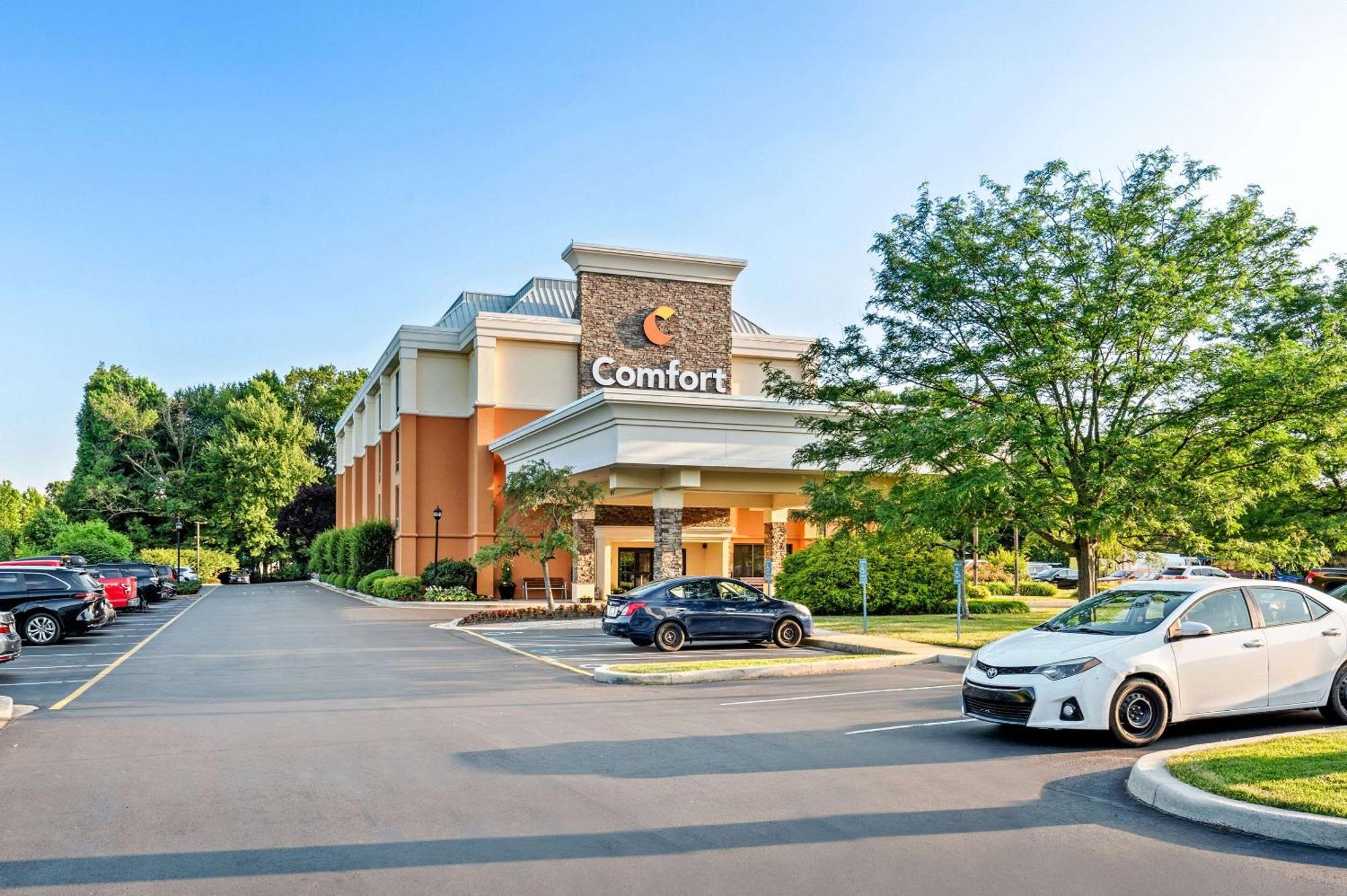 Comfort Inn & Suites Newark - Wilmington Exterior photo